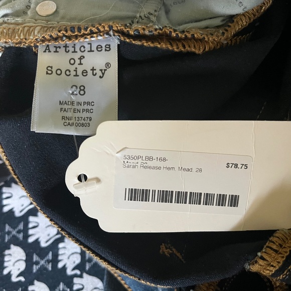 Articles of Society Frayed Jean Skinny Crop Size 28 New Condition NWT - Picture 9 of 13